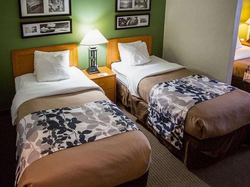 Sleep Inn & Suites Conference Center Eau Claire North Union Esterno foto