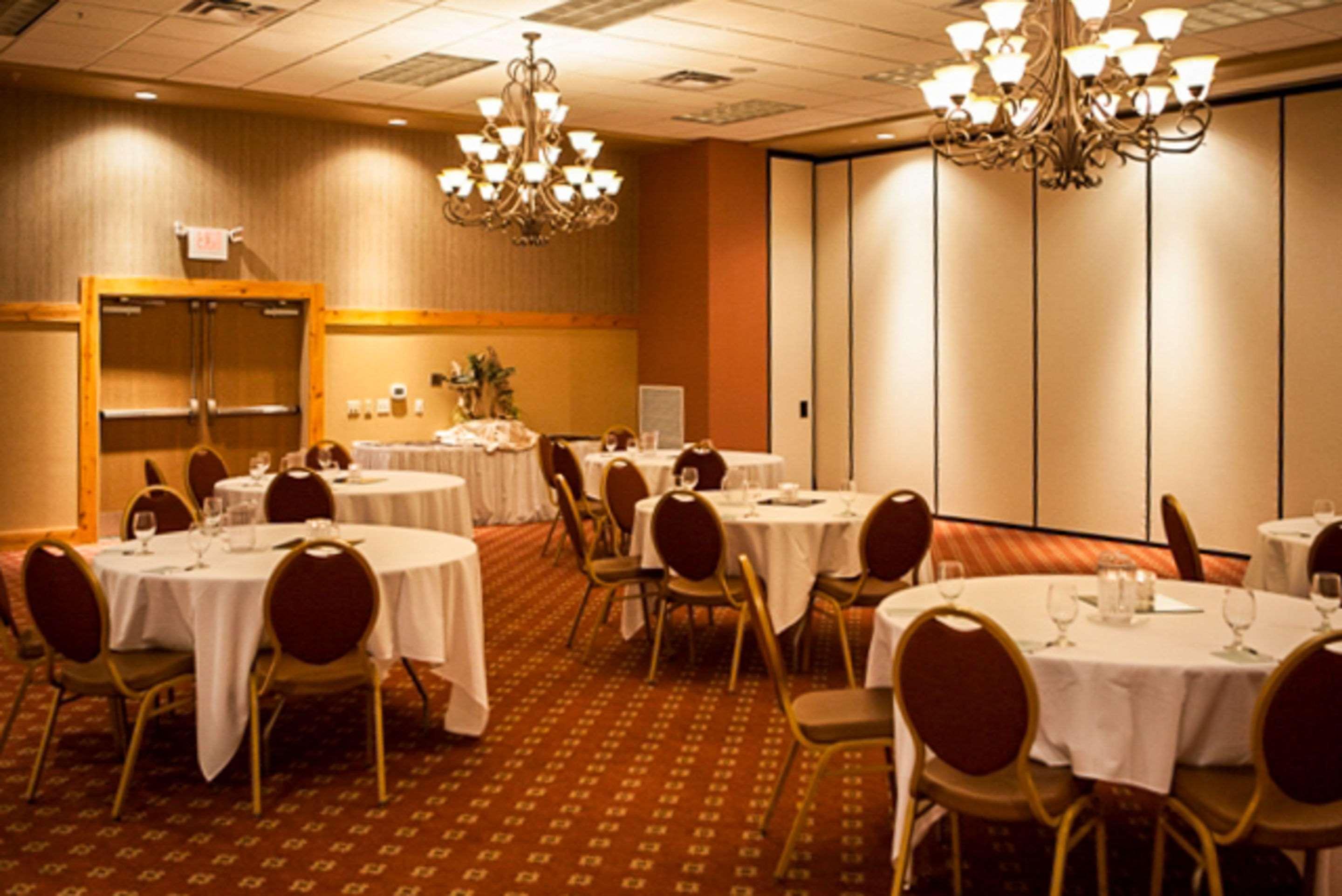 Sleep Inn & Suites Conference Center Eau Claire North Union Esterno foto