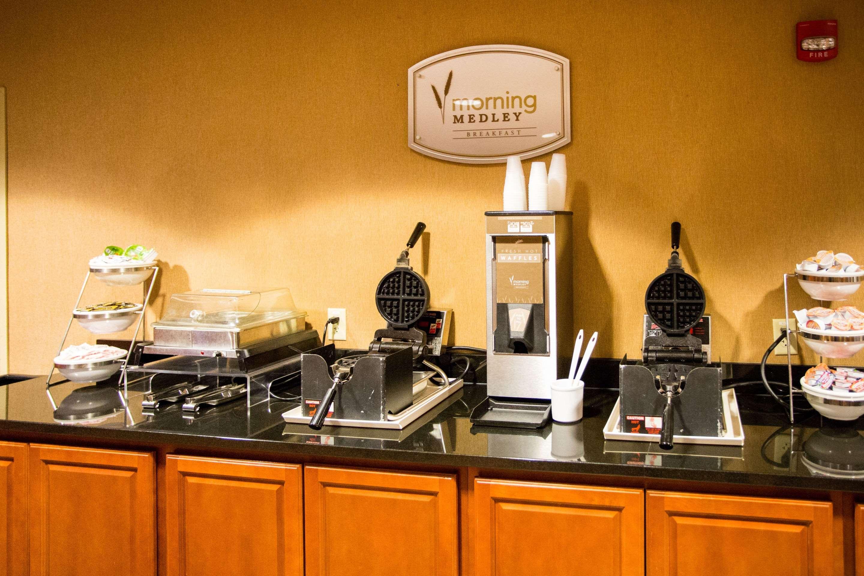 Sleep Inn & Suites Conference Center Eau Claire North Union Esterno foto