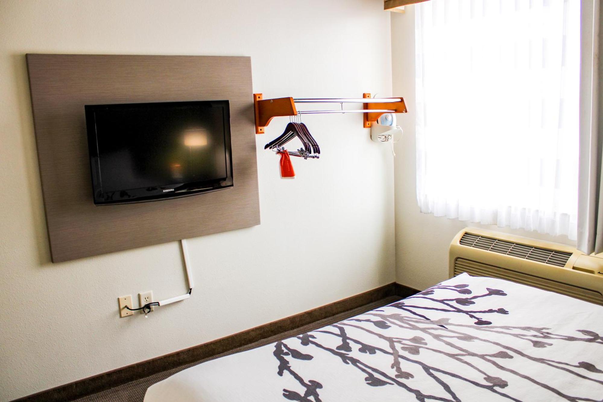Sleep Inn & Suites Conference Center Eau Claire North Union Esterno foto