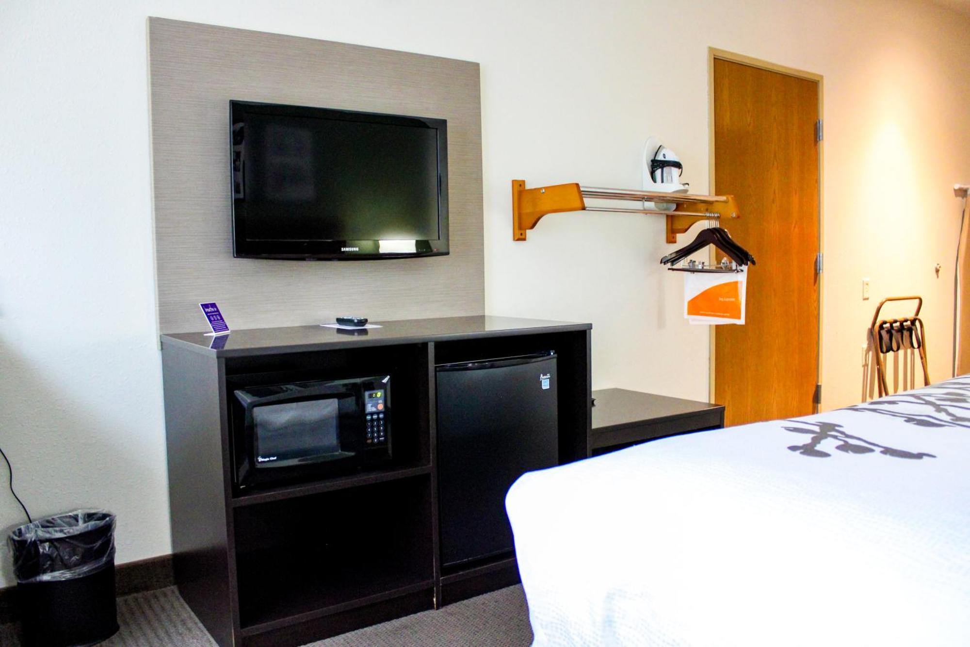 Sleep Inn & Suites Conference Center Eau Claire North Union Esterno foto