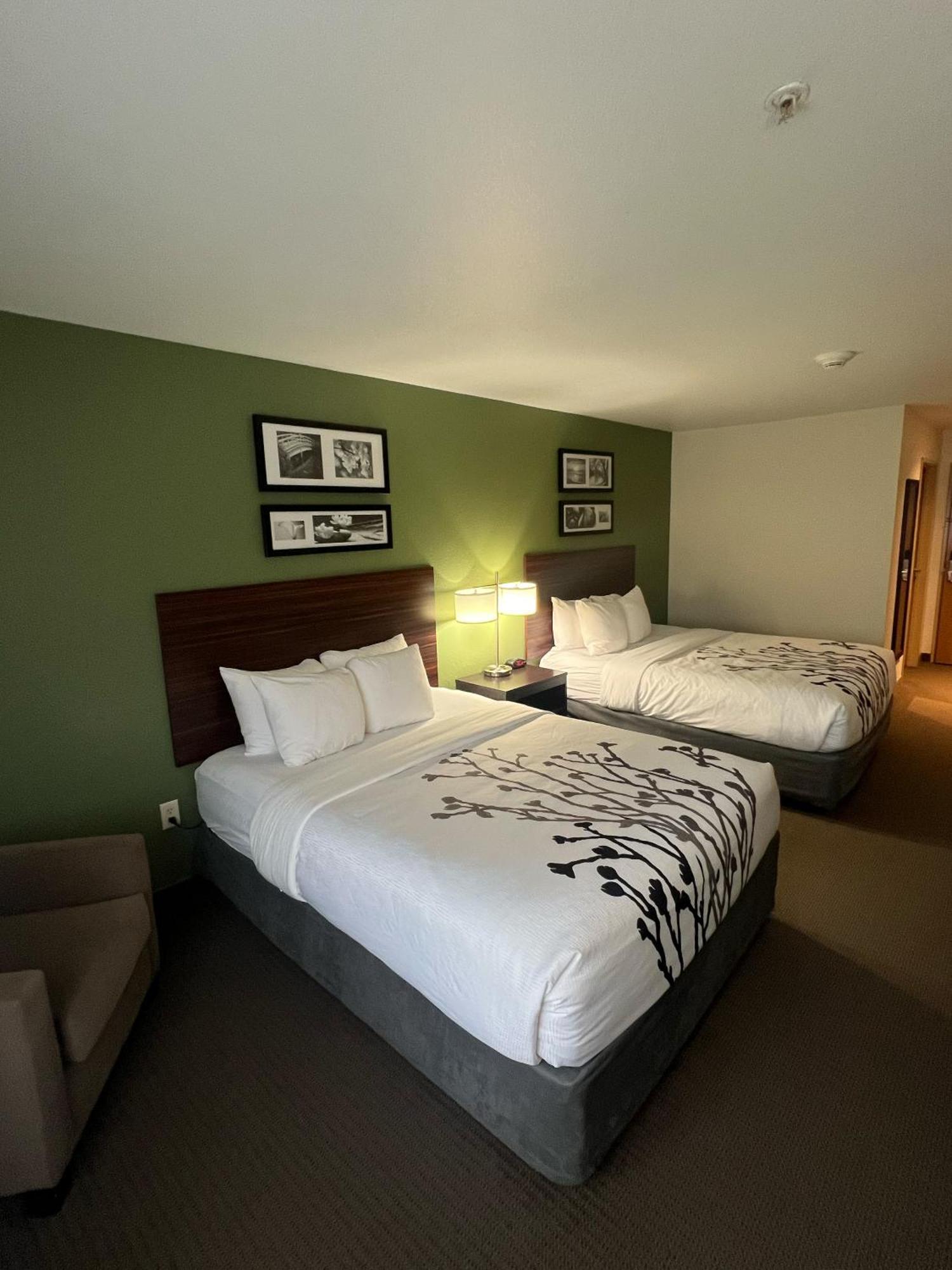 Sleep Inn & Suites Conference Center Eau Claire North Union Esterno foto