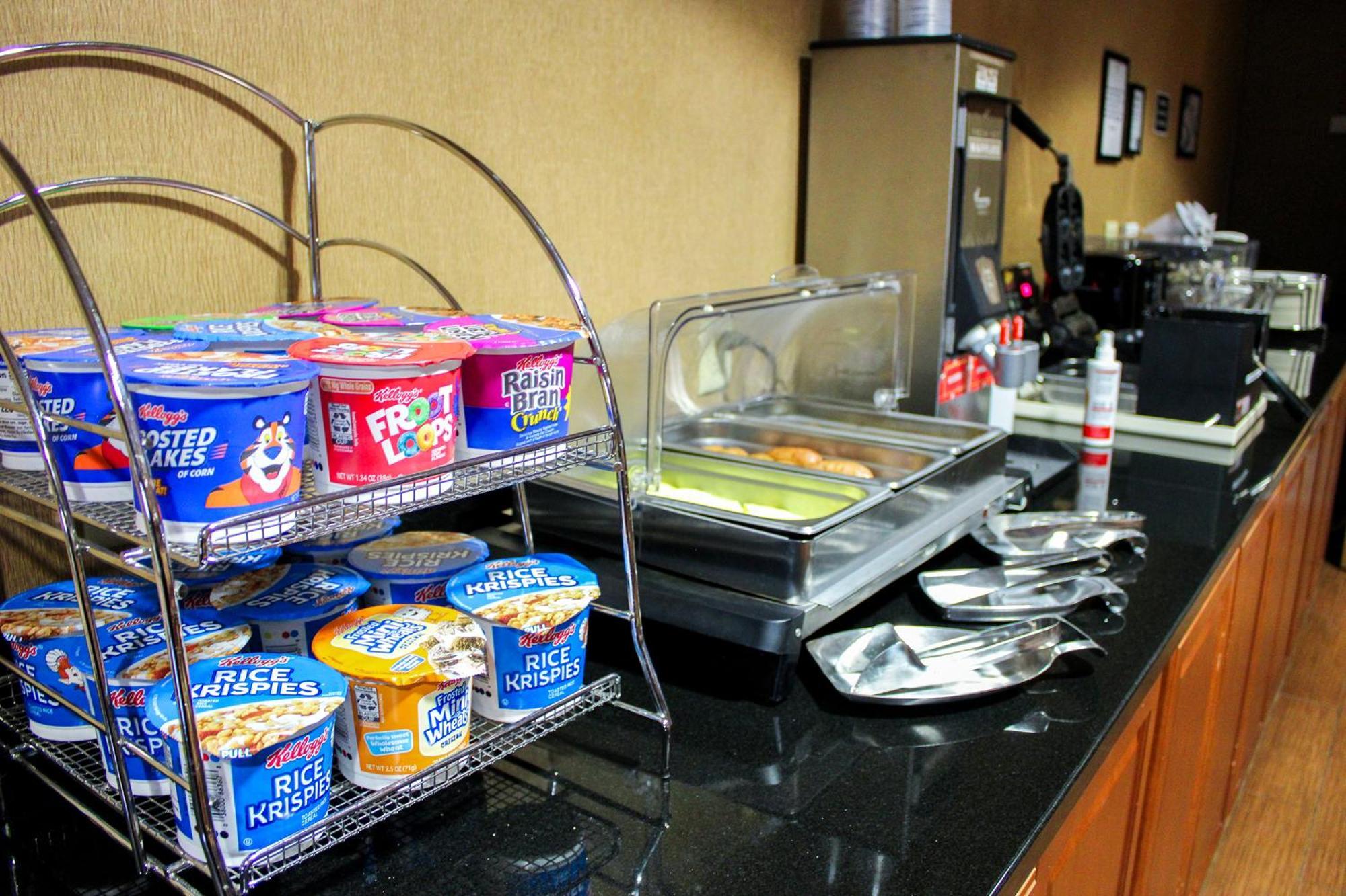 Sleep Inn & Suites Conference Center Eau Claire North Union Esterno foto